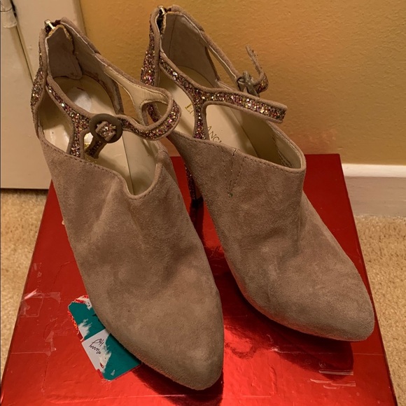 ENZO ANGIOLINI glitter strappy heel booties 4.5" glitter heel and a back zipper - Picture 7 of 14